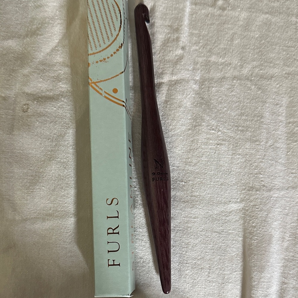 Furls Wooden Crochet Hook